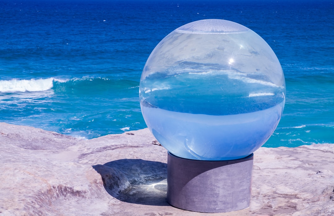 Skulptur am Meer: Kunst entlang der Bondi-Küste - Bondi Beach Nuovo Galles del Sud 2026 | Secret World Trip Planner