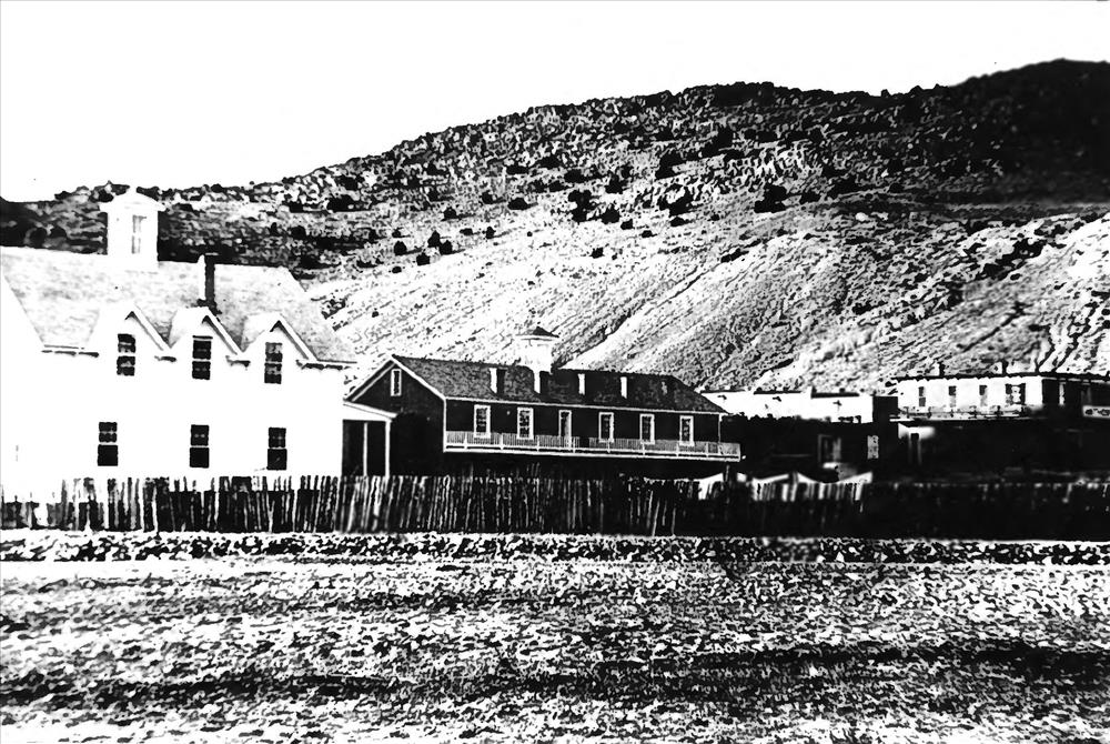 Ojo Caliente: un angolo di paradiso nel deserto del New Mexico — Ojo Caliente