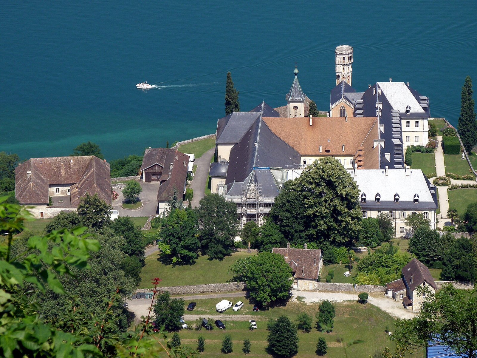 Entdecken Sie die Abbaye d'Hautecombe: ein kulturelles Juwel in Frankreich — Saint-Pierre-de-Curtille