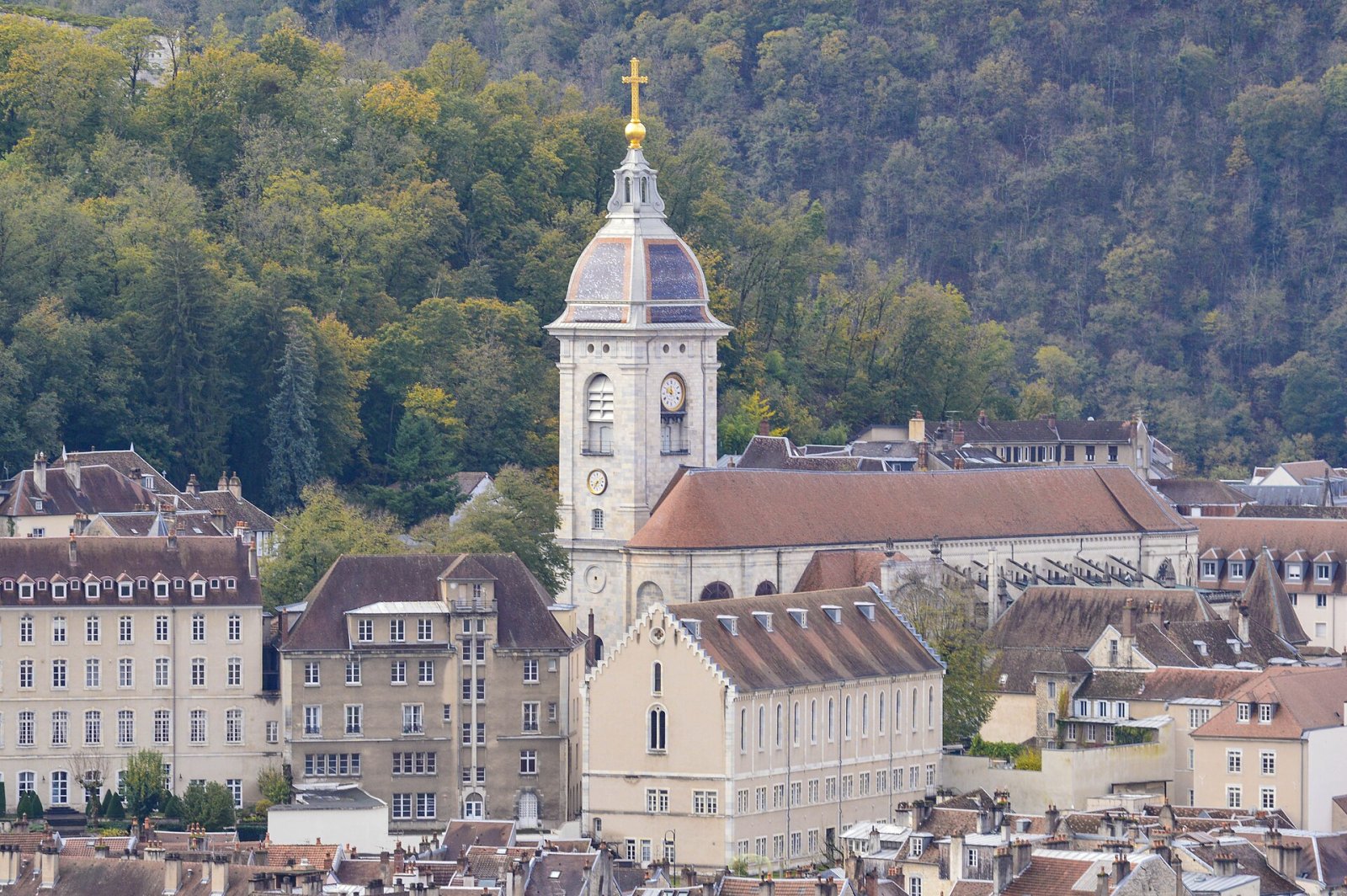 Entdecken Sie die majestätische Cathédrale Saint-Jean de Besançon — Besançon