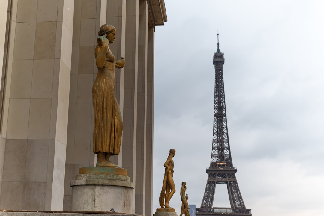 Discover the Eiffel Tower: Symbol of Paris and France - Paris | Secret World Trip Planner