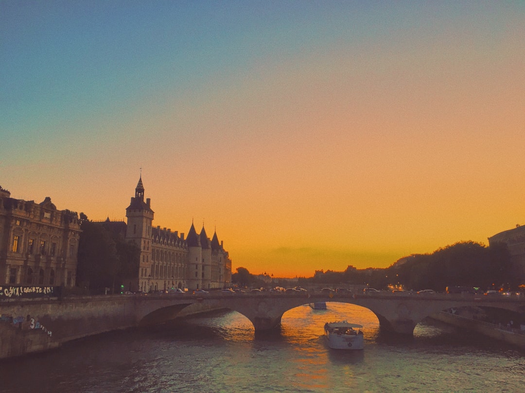 Conciergerie: Geschichte und Schönheit des mittelalterlichen Paris - Paris | Secret World Trip Planner