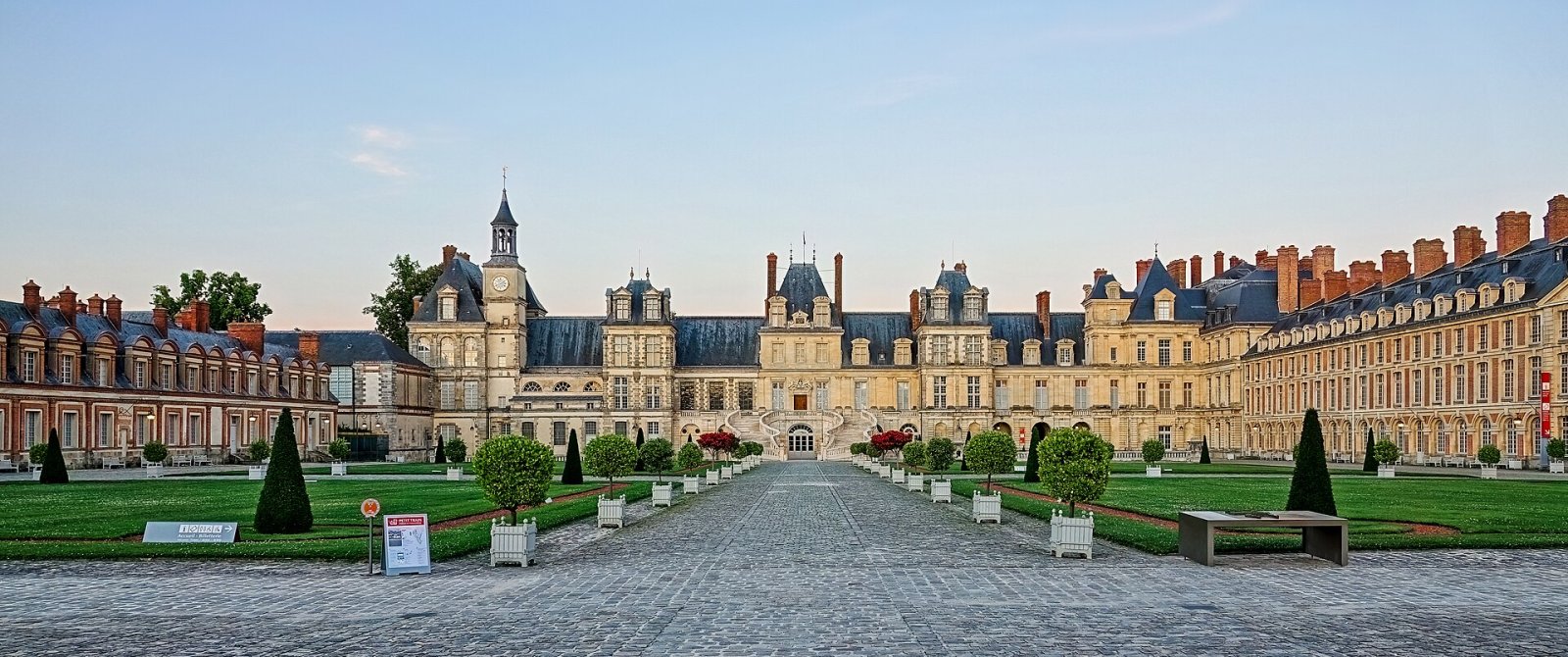 Discover the Château de Fontainebleau: History and Beauty — Fontainebleau