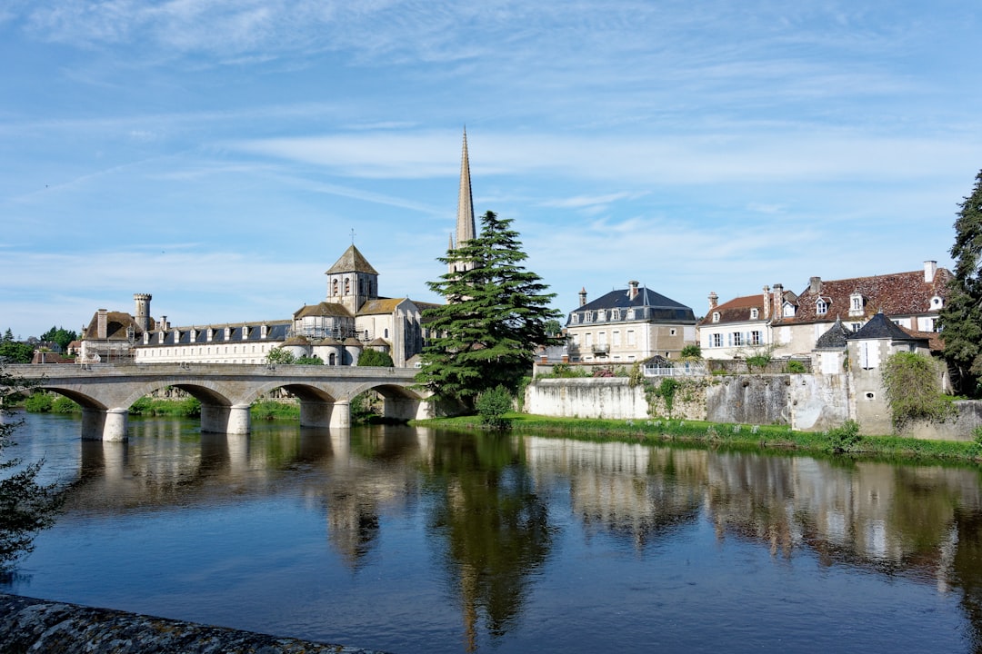 Entdecken Sie die Abbaye de Saint-Savin: ein Juwel der Nouvelle-Aquitaine — Saint-Savin