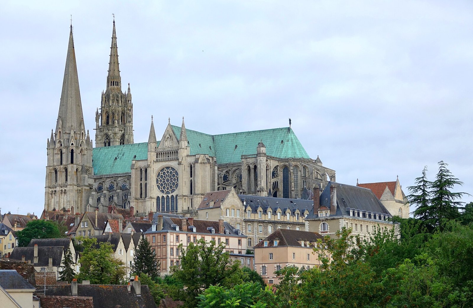 Entdecken Sie die Pracht der Cathédrale de Chartres — Chartres