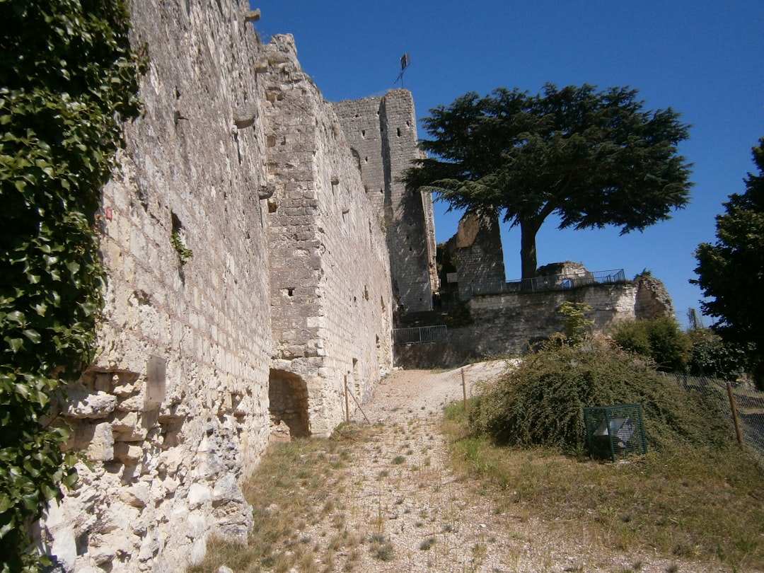 Entdecken Sie den Charme des Château des Baux in der Provence - Les Baux-de-Provence | Secret World Trip Planner
