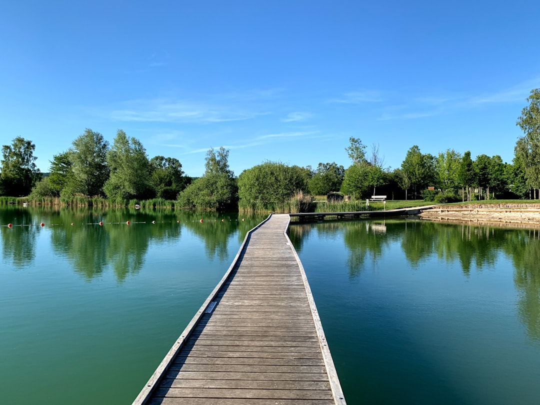 Lac de Sainte-Croix: ein Naturjuwel in der Provence - Sainte-Croix-du-Verdon | Secret World Trip Planner