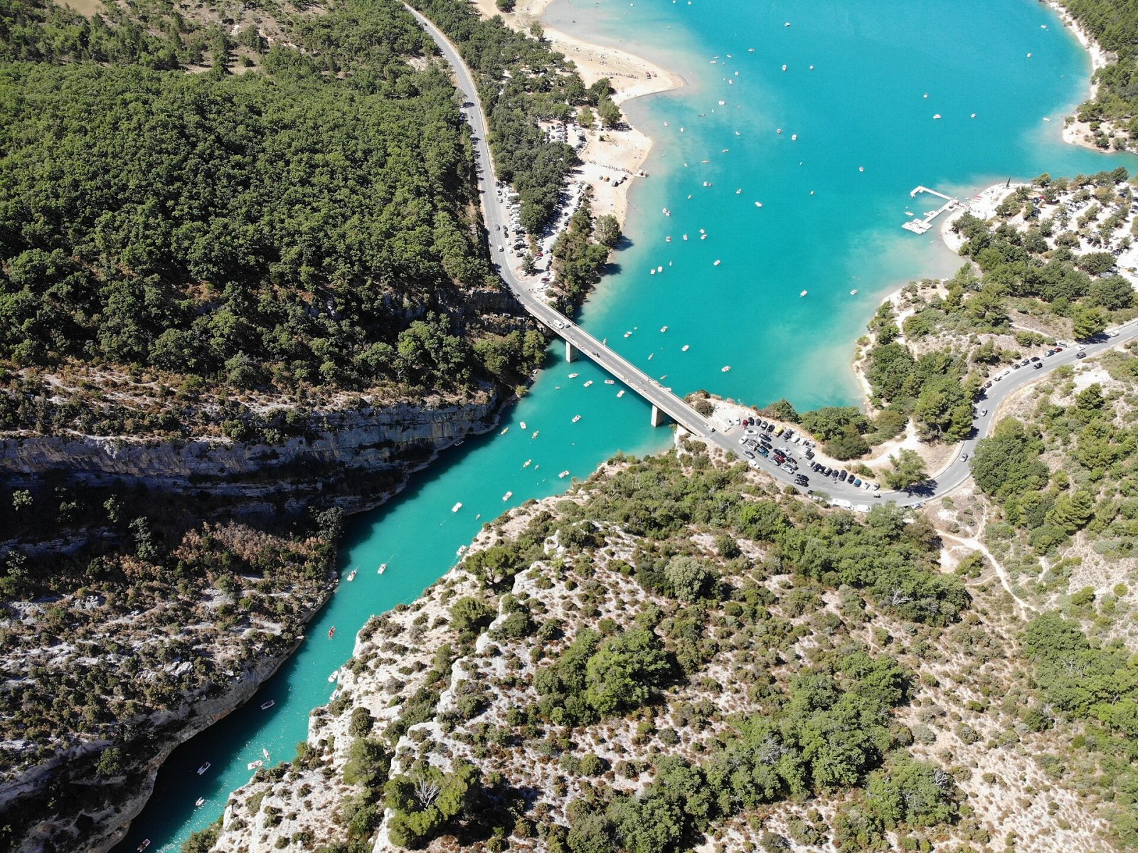 Lac de Sainte-Croix: ein Naturjuwel in der Provence - Sainte-Croix-du-Verdon | Secret World Trip Planner