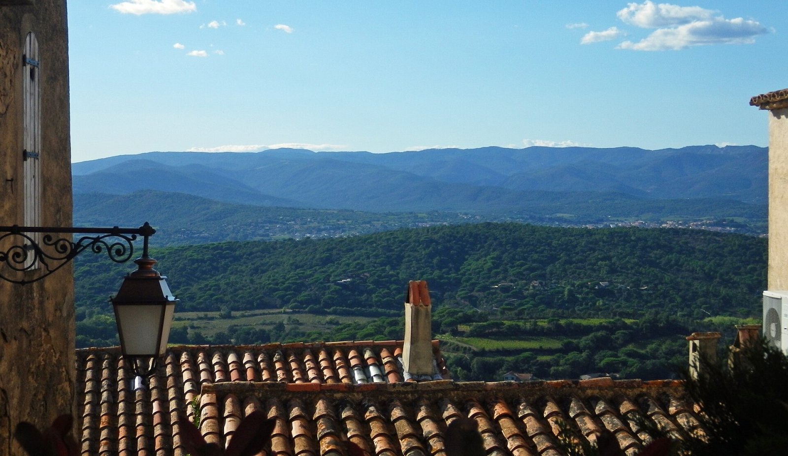 Scopri il Massif des Maures: un angolo di natura in Provenza — Les Mayons