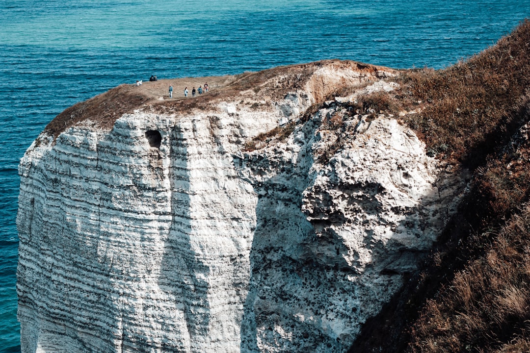 Scopri Étretat: le scogliere mozzafiato della Normandia - Étretat | Secret World Trip Planner