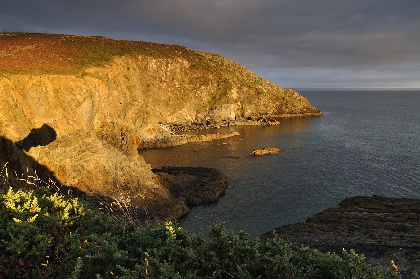 Entdecken Sie die Presqu'île de Crozon: Natur und Kultur in der Bretagne - Vendeuvre-sur-Barse | Secret World Trip Planner