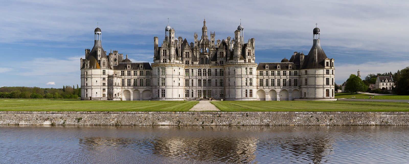 Entdecken Sie das majestätische Château de Chambord: Geschichte und Schönheiten - Chambord | Secret World Trip Planner