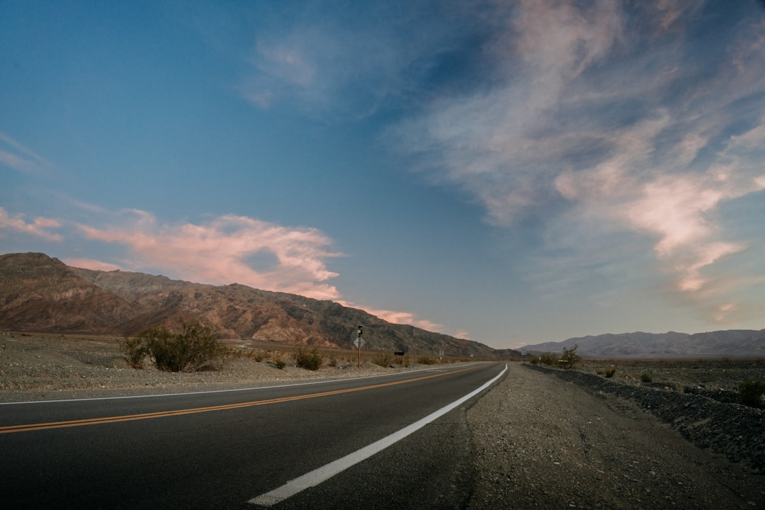 Discover Death Valley: Extreme Beauty and Silence