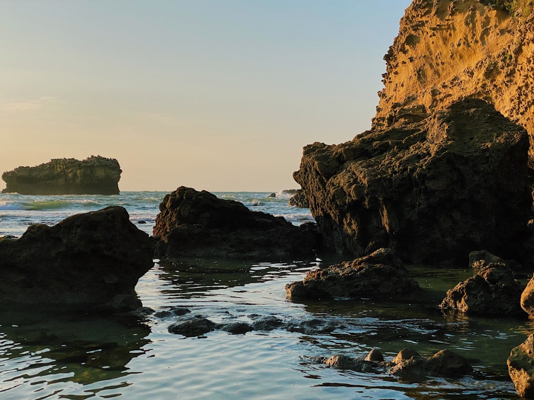 Biarritz Beach: Un Paradiso sulla Costa Atlantica - Montlaur | Secret World Trip Planner