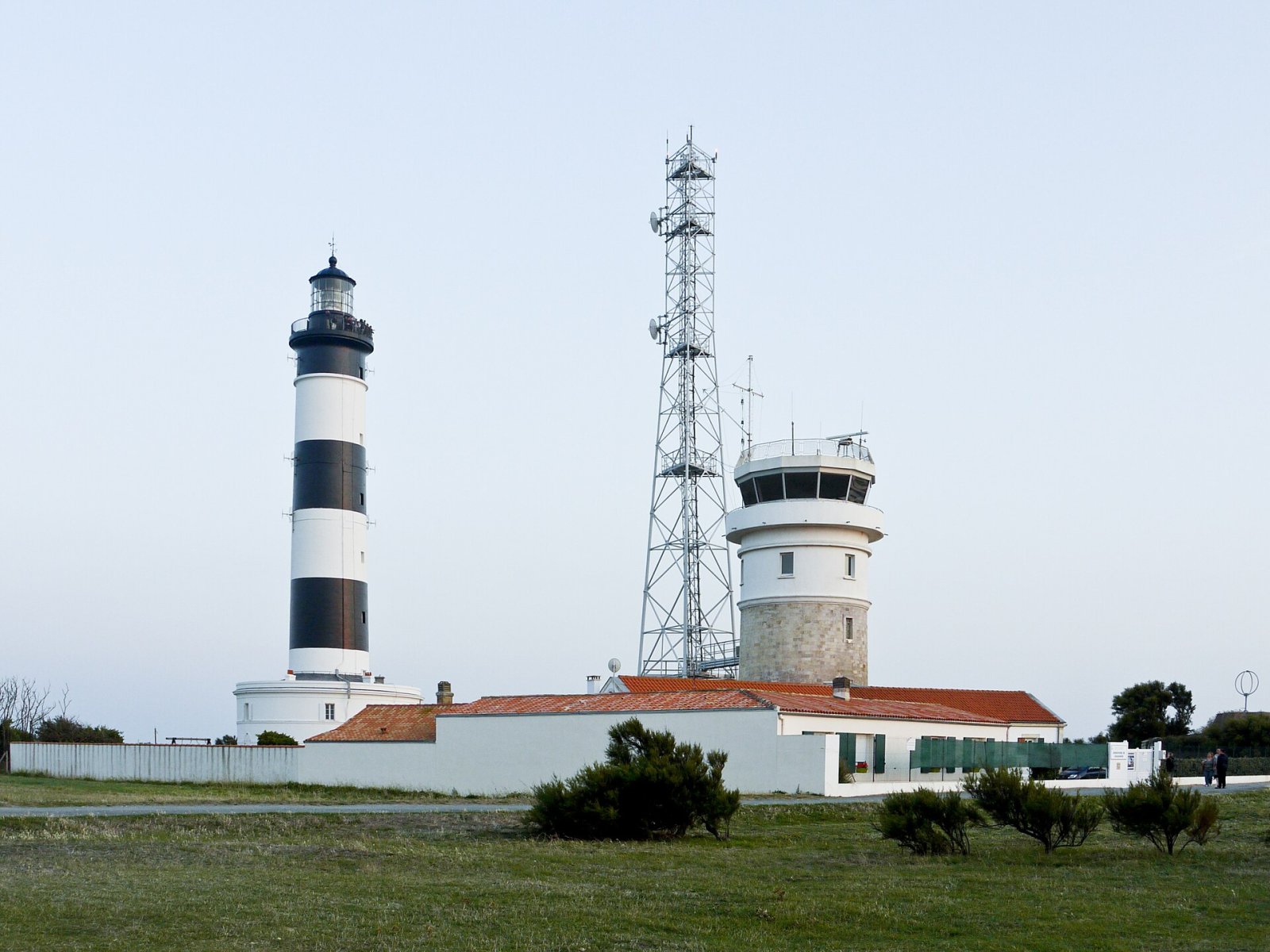 Entdecken Sie den Leuchtturm von Chassiron in Saint-Denis-d'Oléron - Saint-Léger-la-Montagne | Secret World Trip Planner
