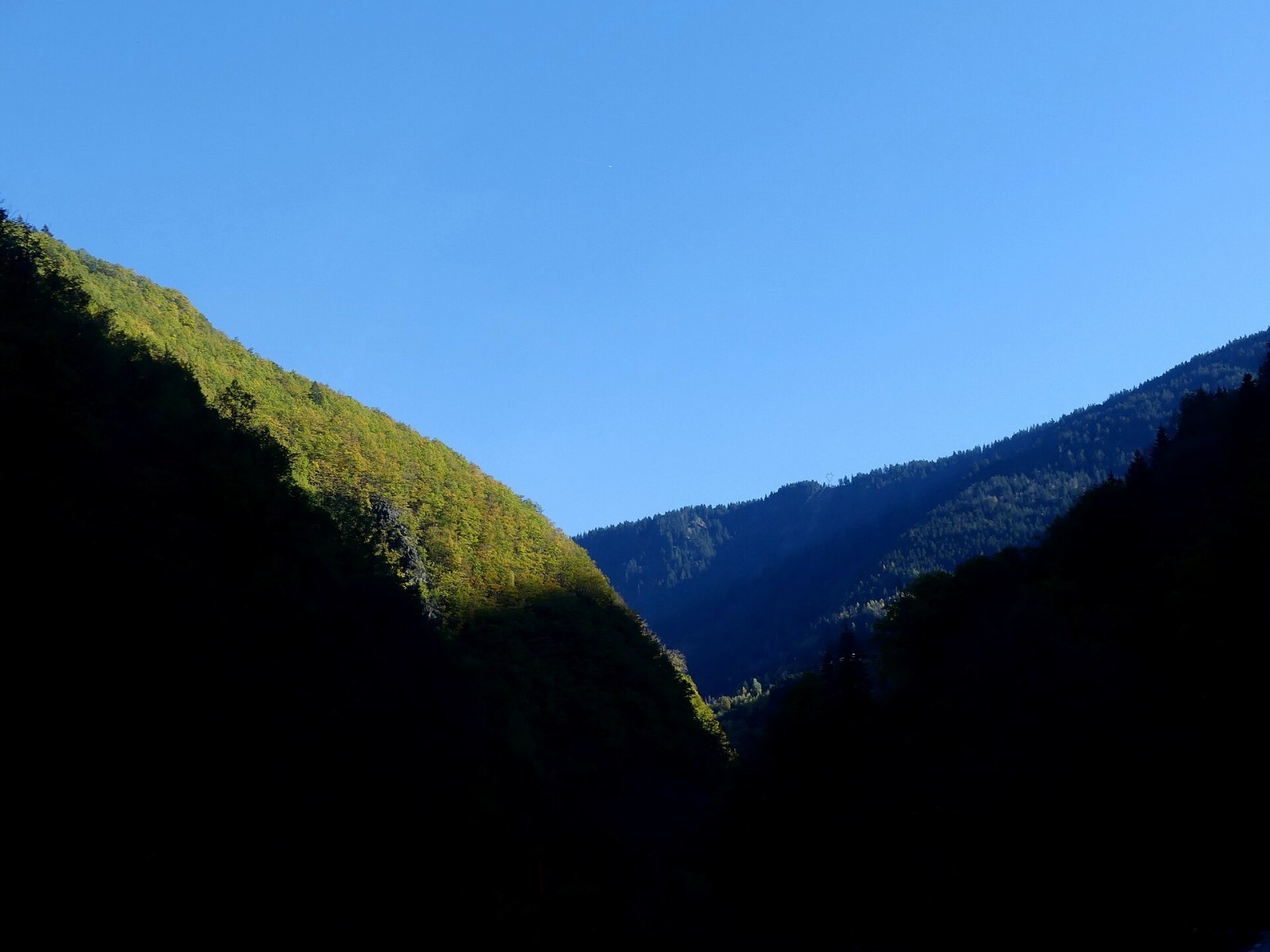 Entdecken Sie die Gorges de l'Arly: ein Paradies in Frankreich — Notre-Dame-de-Bellecombe