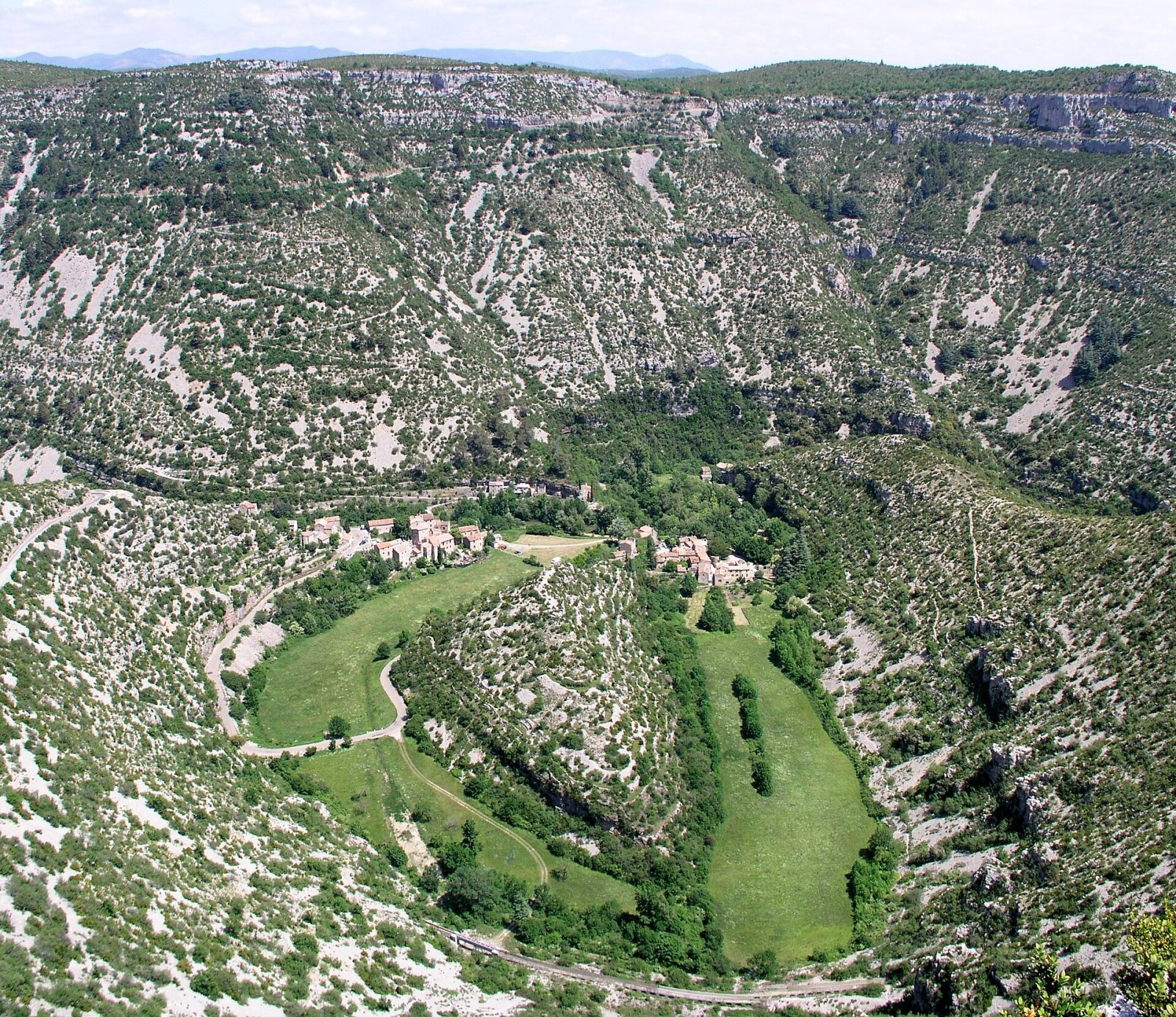 Discovering the Cirque de Navacelles: A Natural Gem in France — Saint-Maurice-Navacelles