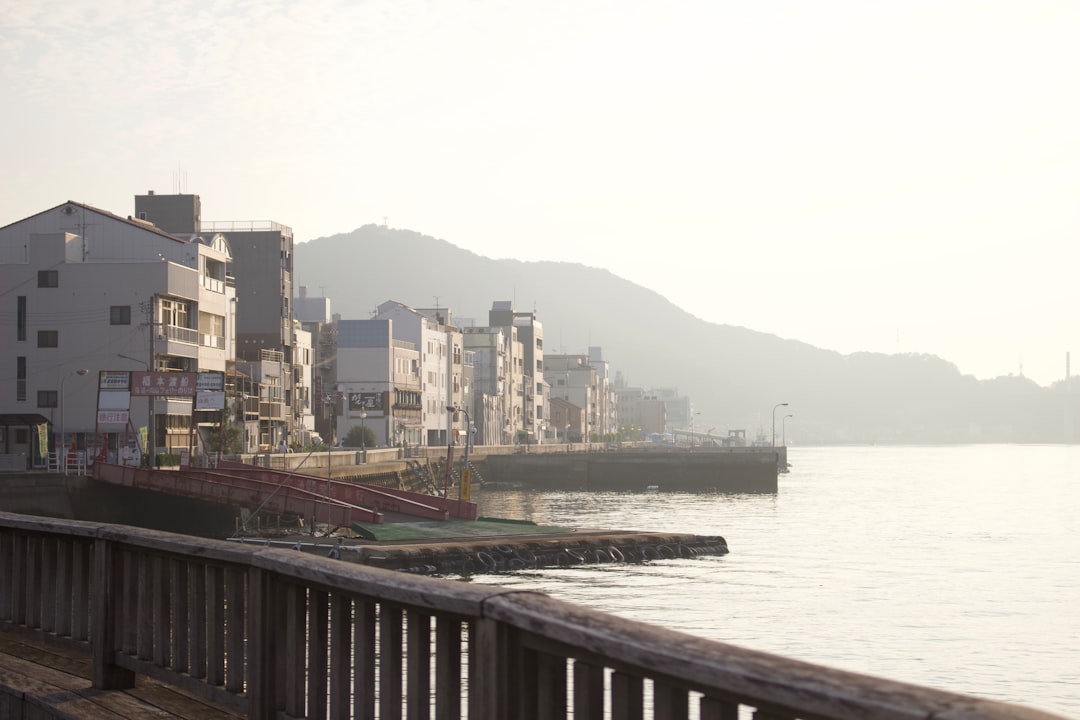 Onomichi: Die Stadt der Tempel und Literatur in Japan — Onomichi