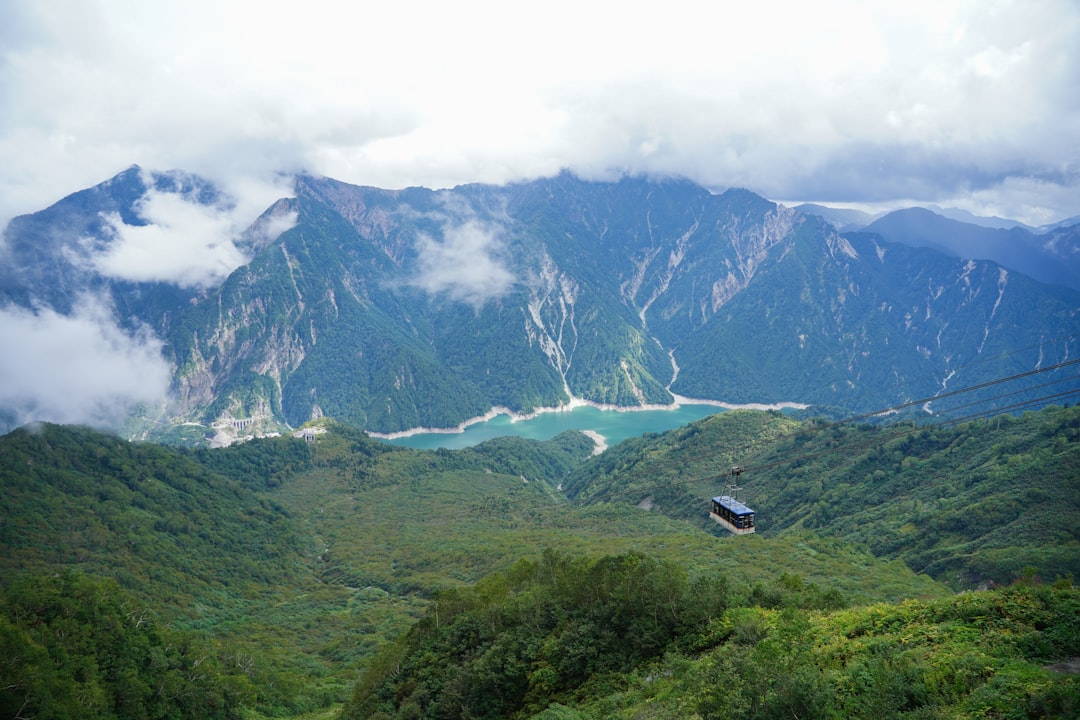 Scopri la Magia della Tateyama Kurobe Alpine Route in Giappone — Tateyama