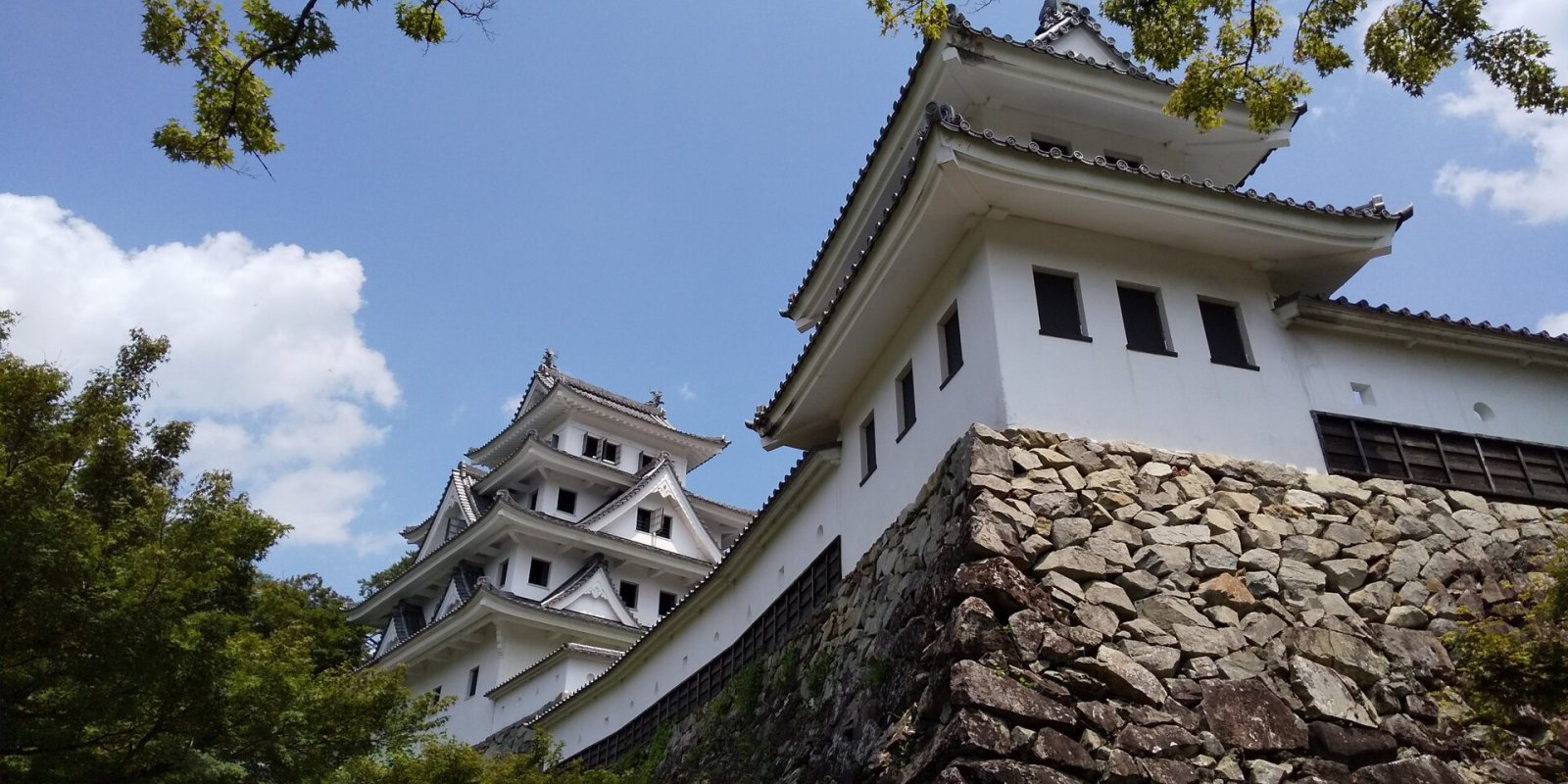 Gujo Hachiman Schloss: Eine Reise in die Geschichte Japans — Gujo