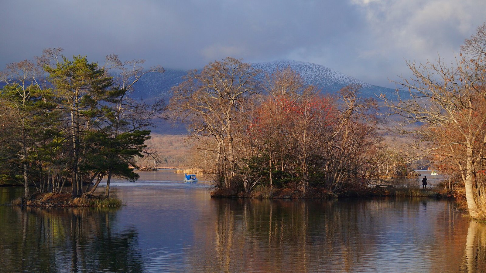 Esplorare il Parco Quasi Nazionale di Onuma in Hokkaido — Nanae