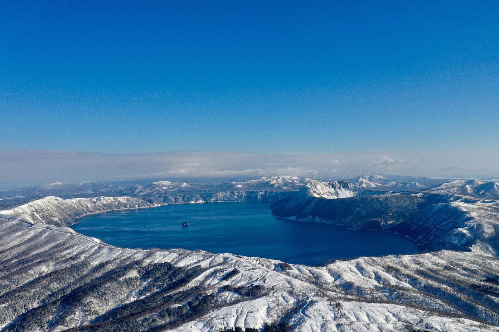 Entdecken Sie die natürliche Schönheit des Akan Mashu Nationalparks — Teshikaga