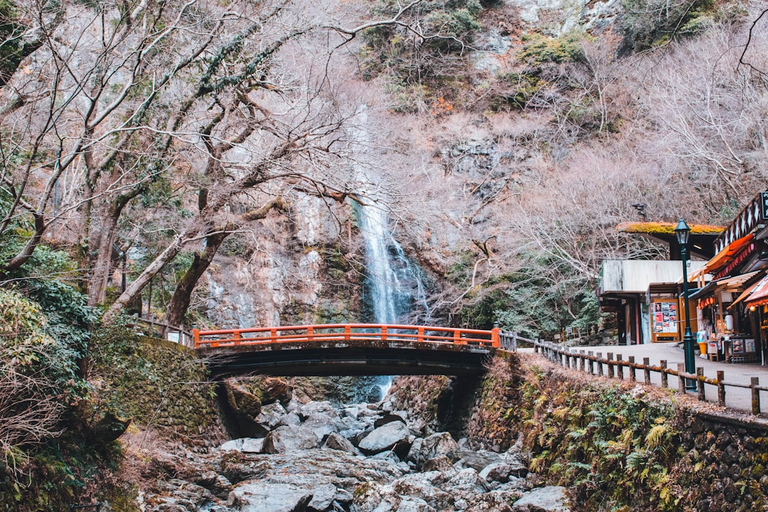 Entdecken Sie die Wunder des Minoh-Wasserfalls in Japan - Minoh | Secret World Trip Planner