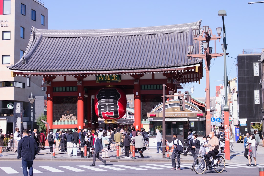 Entdecke den Asakusa-Distrikt in Tokio: Kultur und Tradition — Taito City