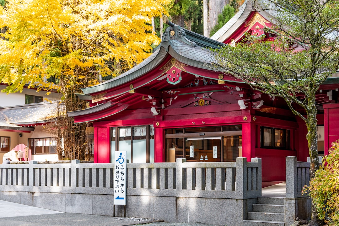 Entdecke Hakone: ein Naturjuwel im Herzen Japans - Hakone | Secret World Trip Planner