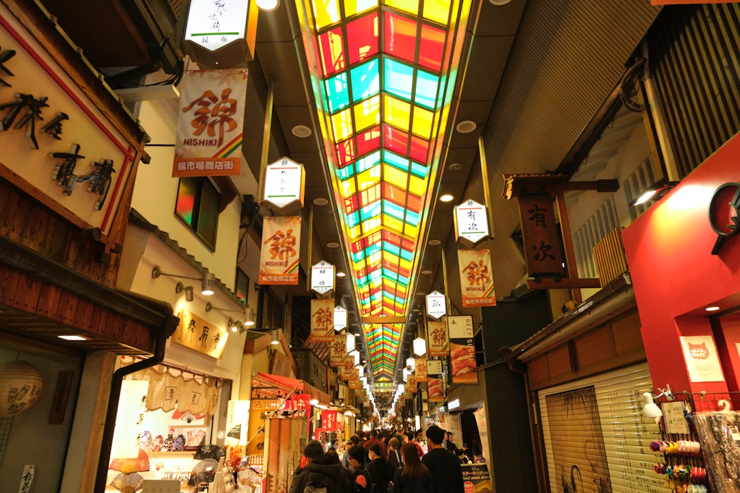 Entdecken Sie den Nishiki Markt in Kyoto: Eine Reise durch die japanischen Aromen — Kyoto