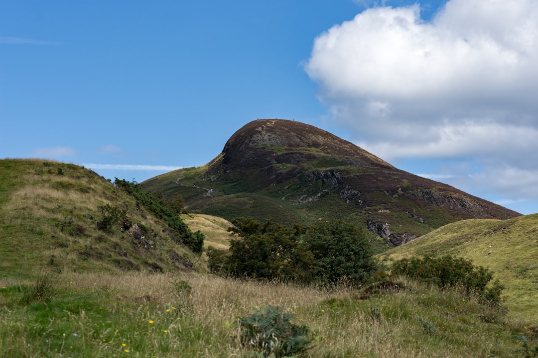 Cairnpapple Hill: A Journey into Scotland's Prehistoric Past — W9HG+4V Bathgate