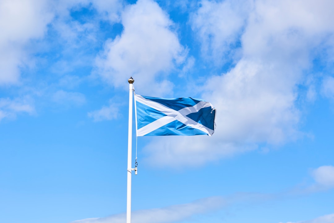 Scopri Dechmont Law: La Collina Nascosta della Scozia — West Lothian