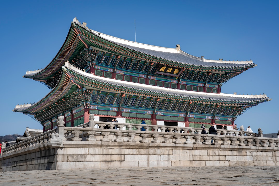 Discover Gyeongbokgung Palace: History and Beauty of Seoul - Jongno District | Secret World Trip Planner
