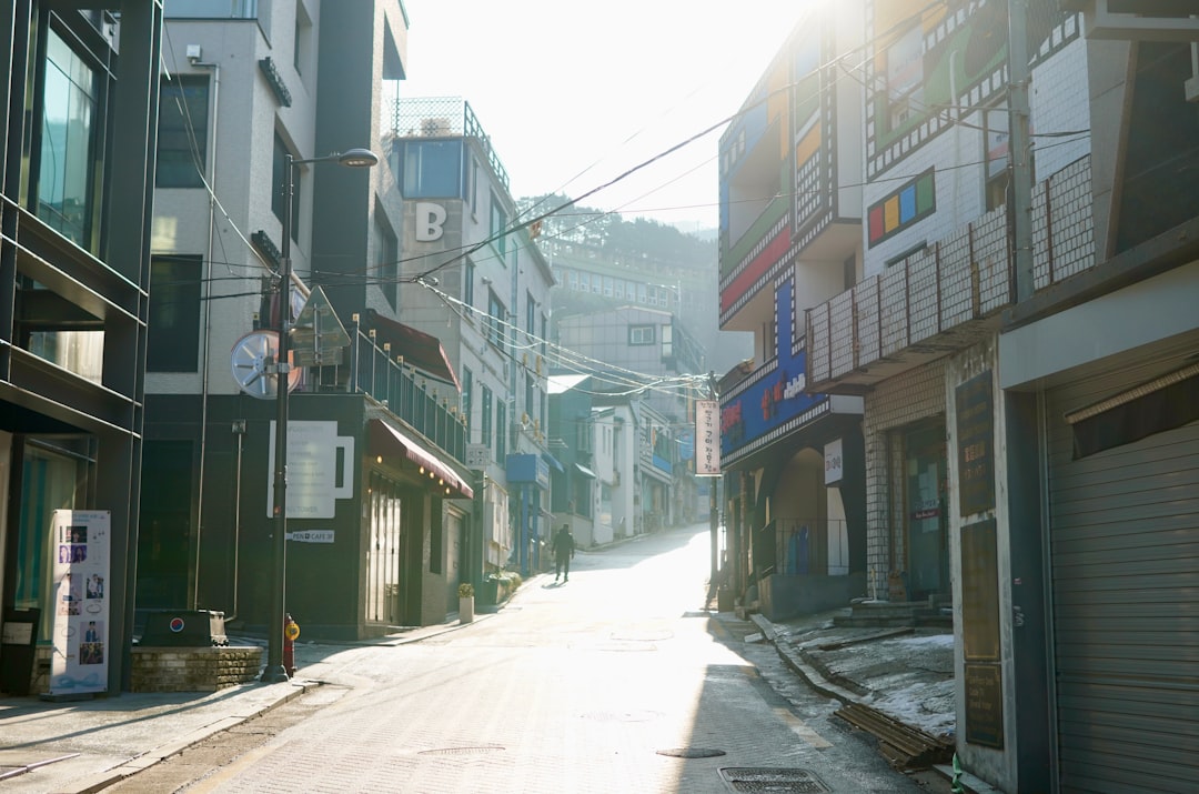 Myeongdong entdecken: das pulsierende Herz von Seoul - Jung District | Secret World Trip Planner