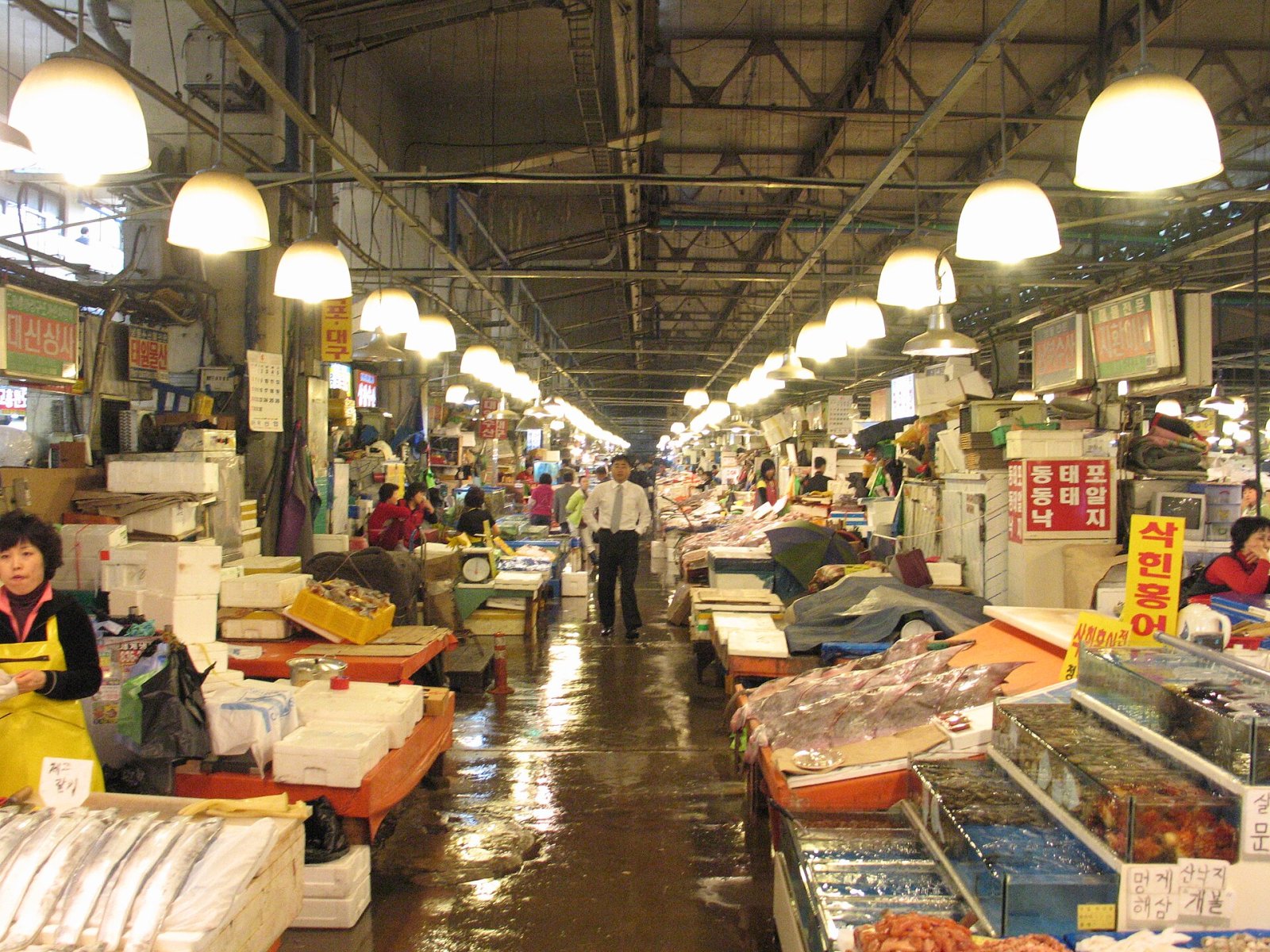 Noryangjin Fischmarkt: Eine Reise durch die Aromen von Seoul - Dongjak District | Secret World Trip Planner