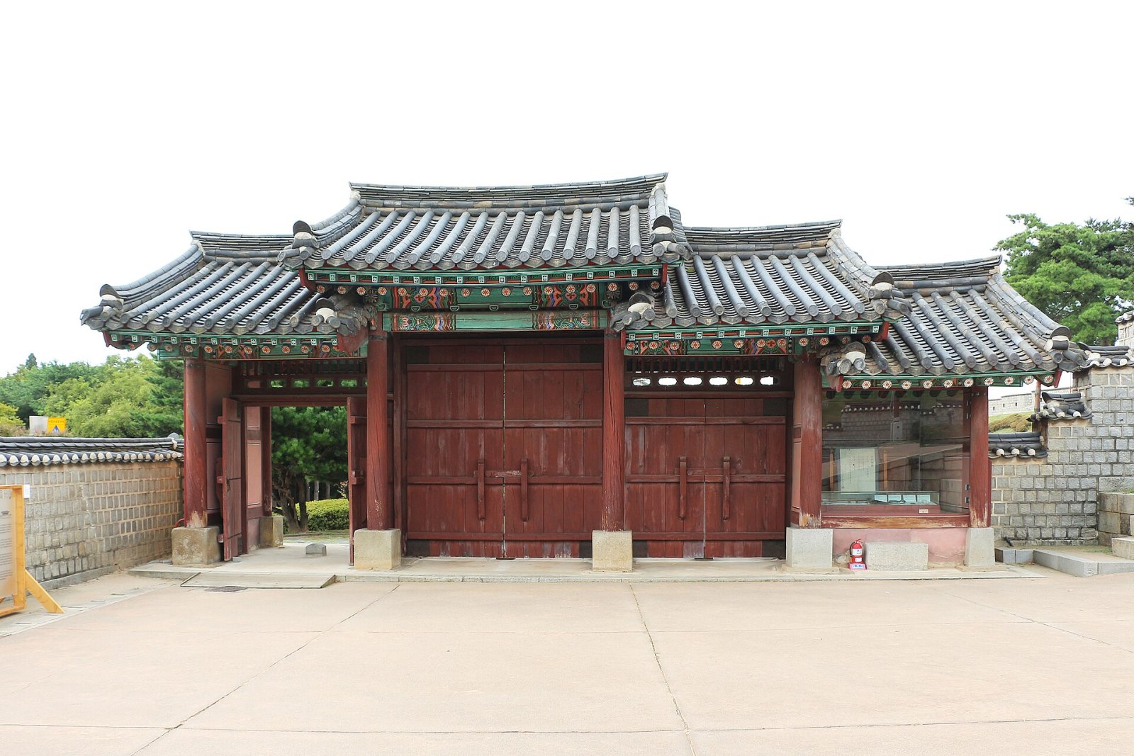 Discover Hwaseong Fortress in Suwon: A World Heritage Site - Suwon | Secret World Trip Planner