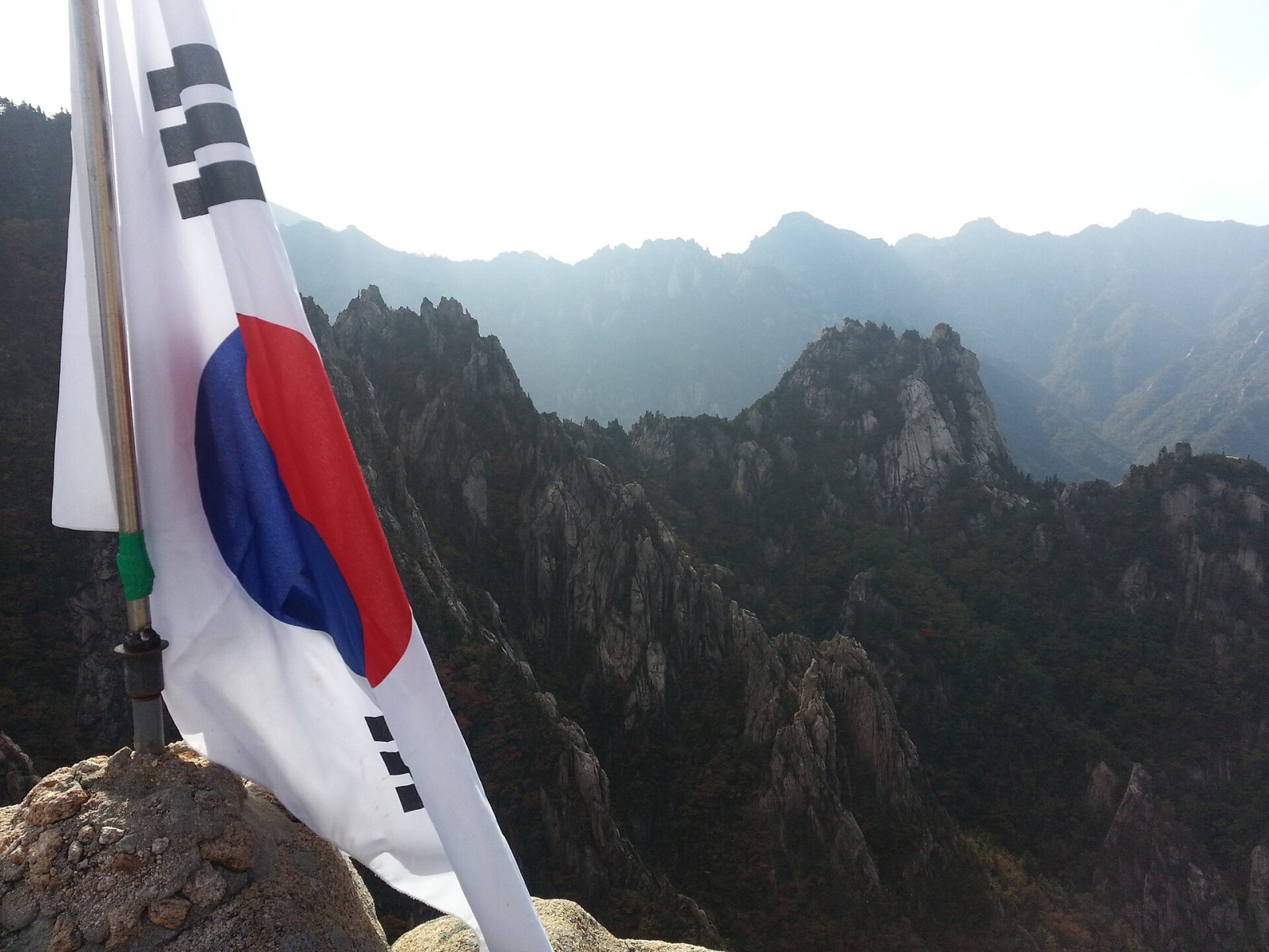 Seoraksan Nationalpark: Ein Naturparadies in Südkorea - 강원 속초시 설악동 | Secret World Trip Planner