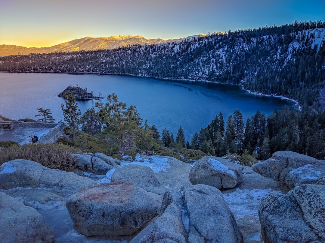 Discover Lake Tahoe: A Natural Paradise Between California and Nevada | Secret World Trip Planner