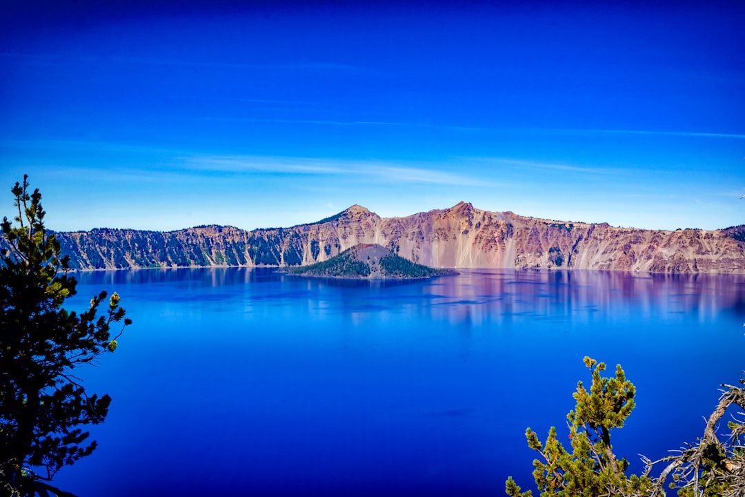 Discover Crater Lake National Park: A Gem of Oregon - Tongliao | Secret World Trip Planner