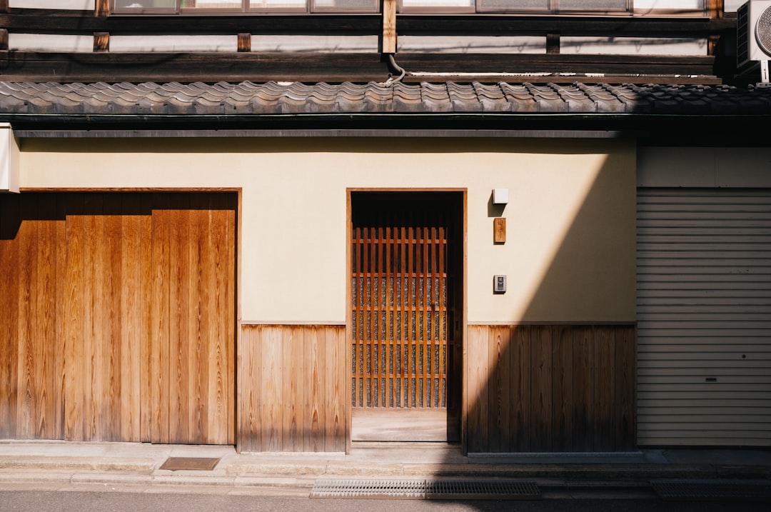Karesansui: Die Magie der Zen-Gärten in Kyoto - Kyoto | Secret World Trip Planner