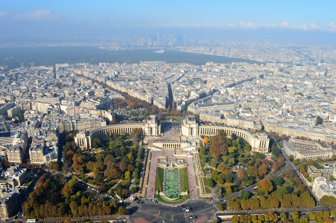 Giardino delle Tuileries: Un Angolo di Bellezza a Parigi - 75001 Parigi | Secret World Trip Planner