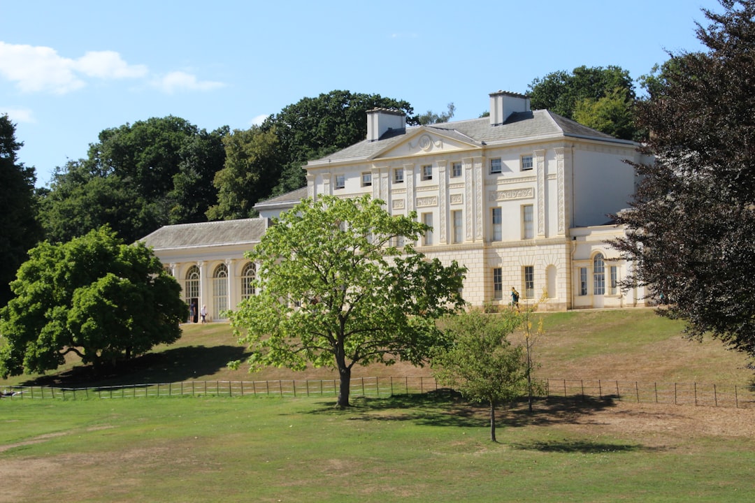 Scoprire Hampstead Heath: I Giardini Nascosti di Londra - Londra | Secret World Trip Planner