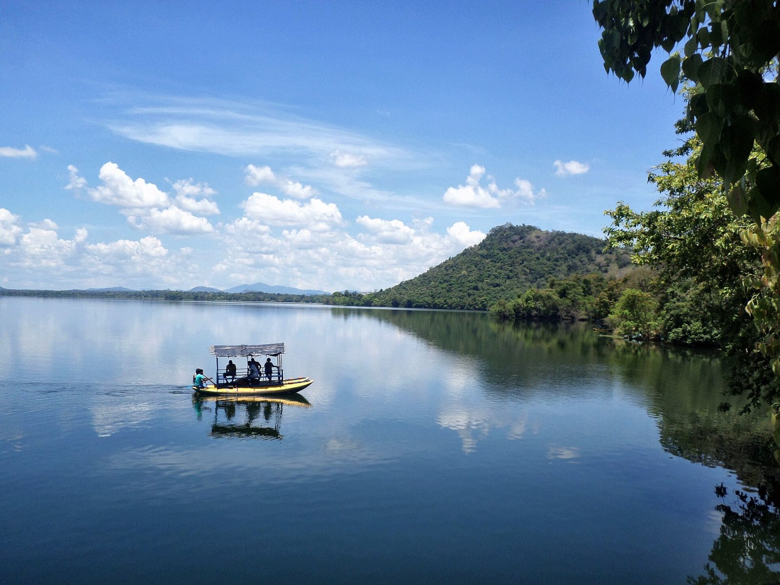 Scopri Sorabora Wewa: un gioiello storico nel cuore dello Sri Lanka — Badulla