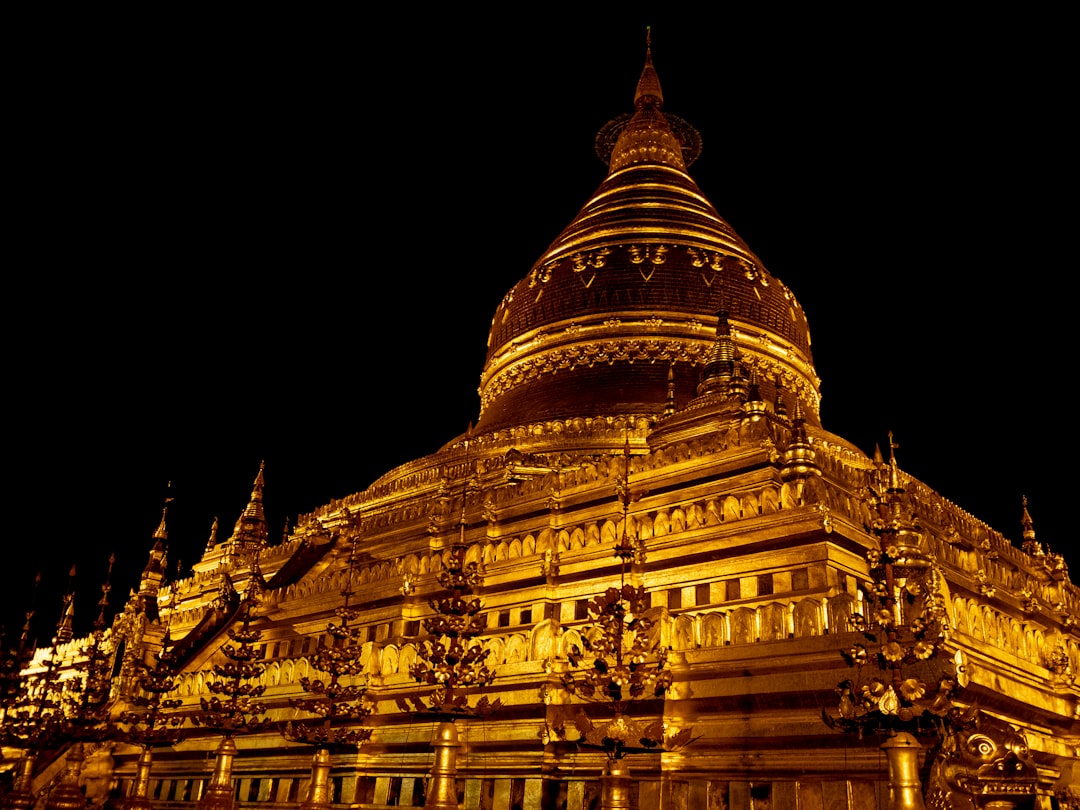 Entdecke den Schlaf in Myanmar: Eine Reise in Ruhe und Gelassenheit - Kyengru | Secret World Trip Planner