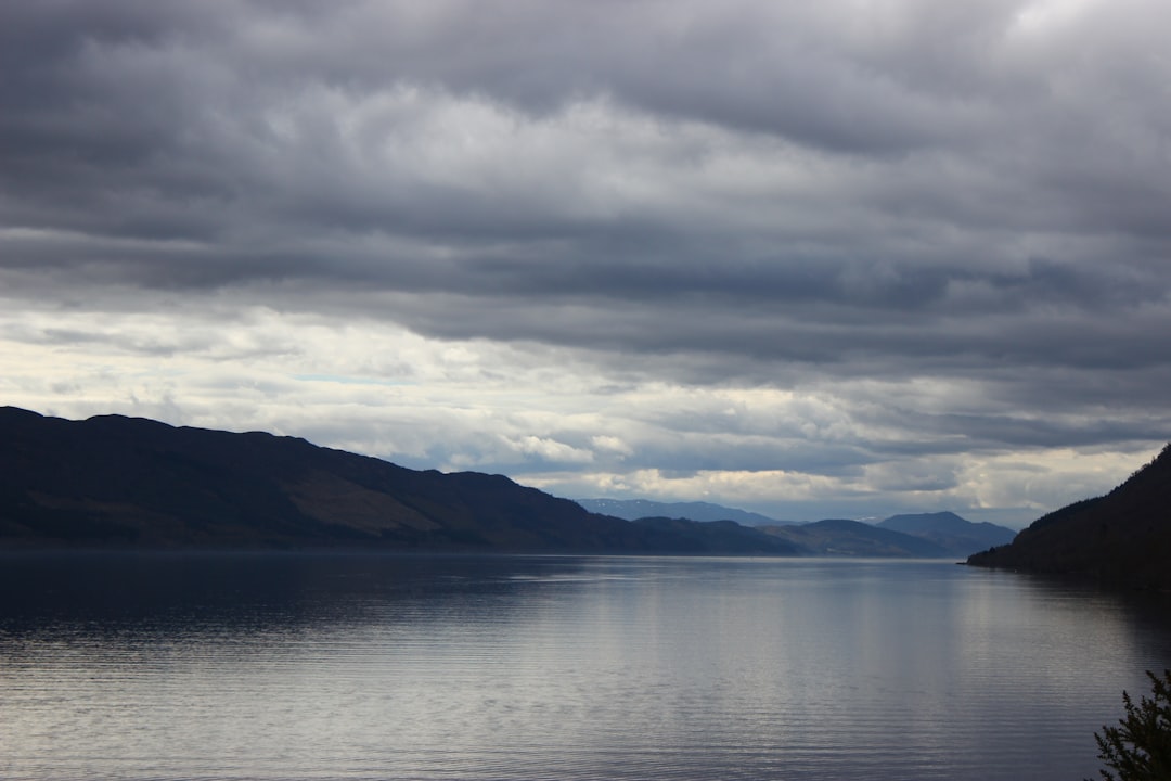 Scoprire Loch Ness: il mistero e la bellezza della Scozia