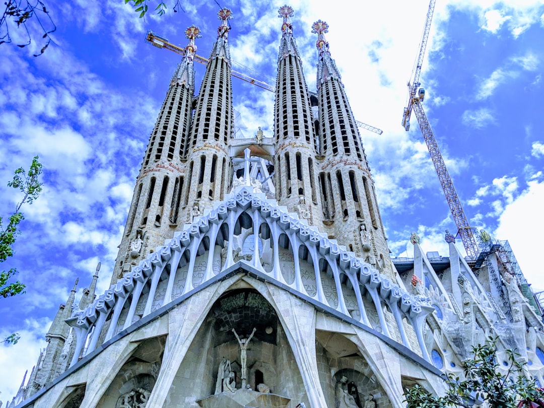 Sagrada Familia: a masterpiece of Barcelona not to be missed - Barcelona | Secret World Trip Planner
