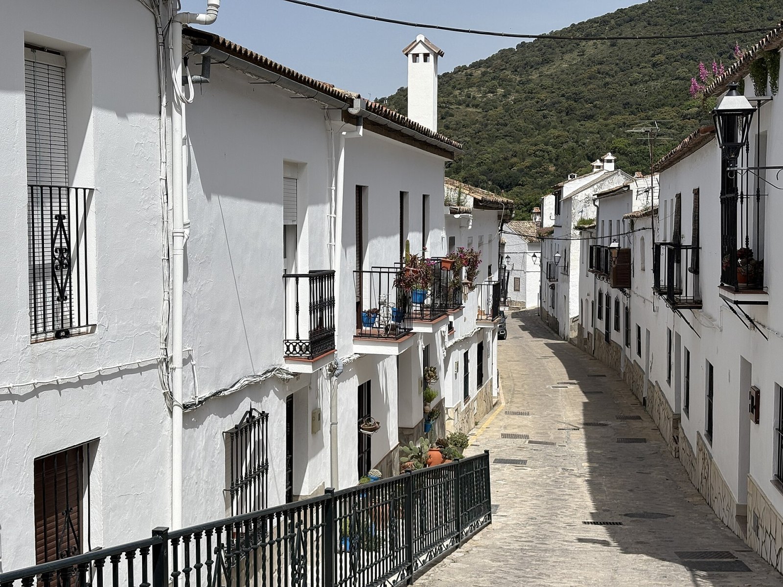 Esplorando i Villaggi Bianchi dell'Andalusia: Arcos de la Frontera - Kaous | Secret World Trip Planner