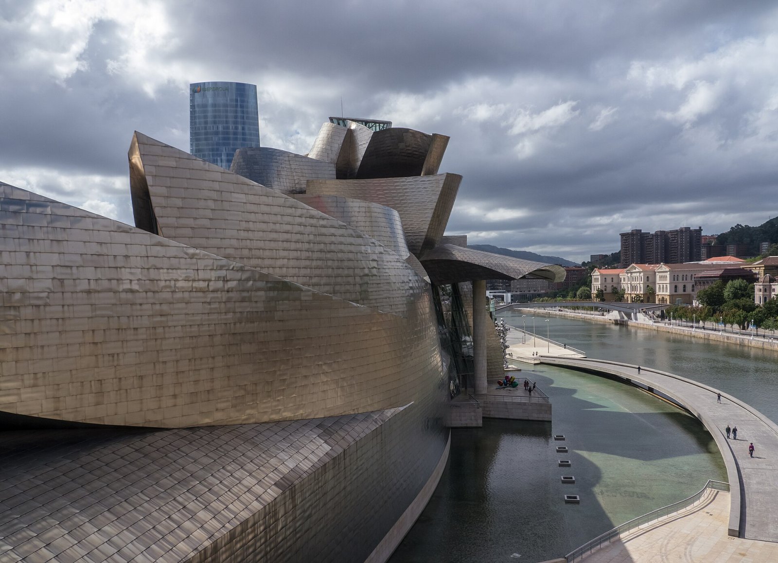 Discover the Guggenheim Museum in Bilbao: a Masterpiece of Contemporary Art - Sallèles-d'Aude | Secret World Trip Planner