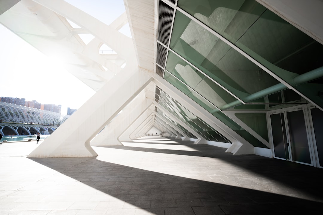 Scopri la Città delle Arti e delle Scienze di Valencia | Secret World Trip Planner