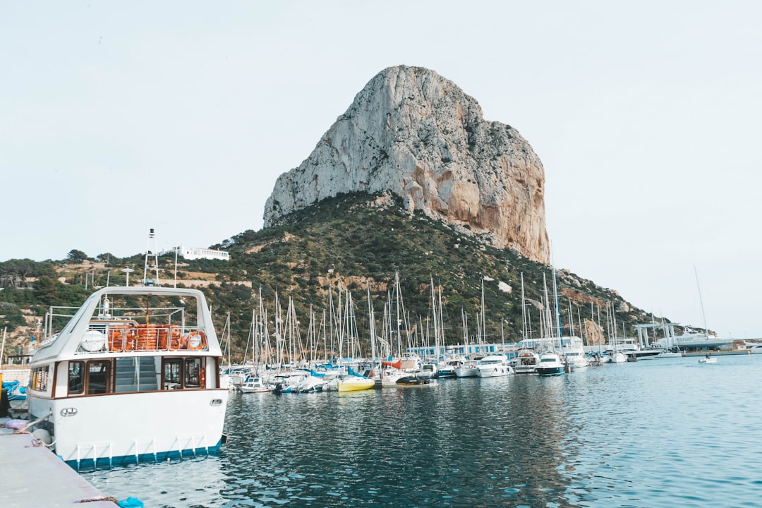 Calpe Rock: un gioiello naturale sulla Costa Blanca — Calp